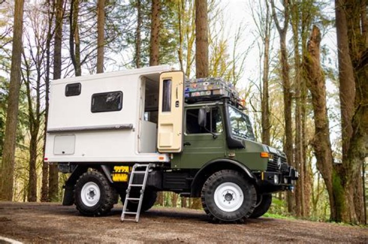 4x4_camper4_ 9 Camper Iceland Motor Home, 4x4 Camper for rent in