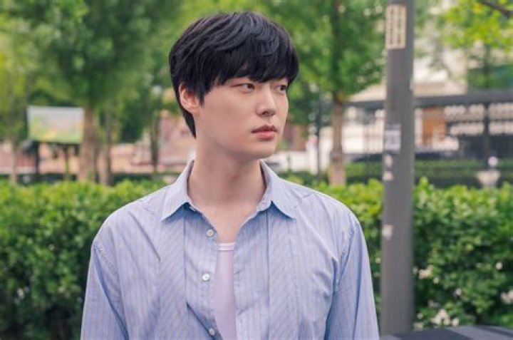 Ahn Jae Hyun Talks About Expanding His Acting Spectrum Through