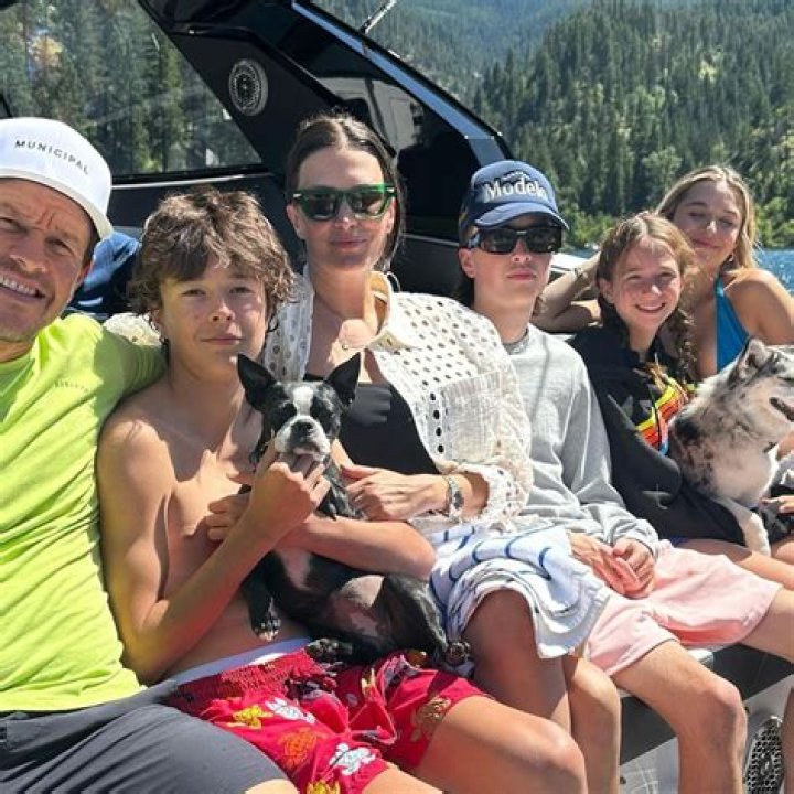 Alma Wahlberg Wiki, Age, Net Worth 2022, Salary, Husband, Children