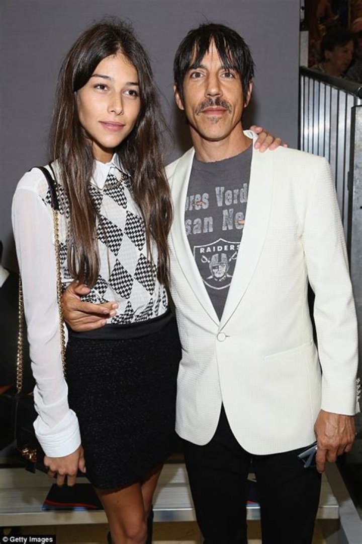 Anthony Kiedis Girlfriend