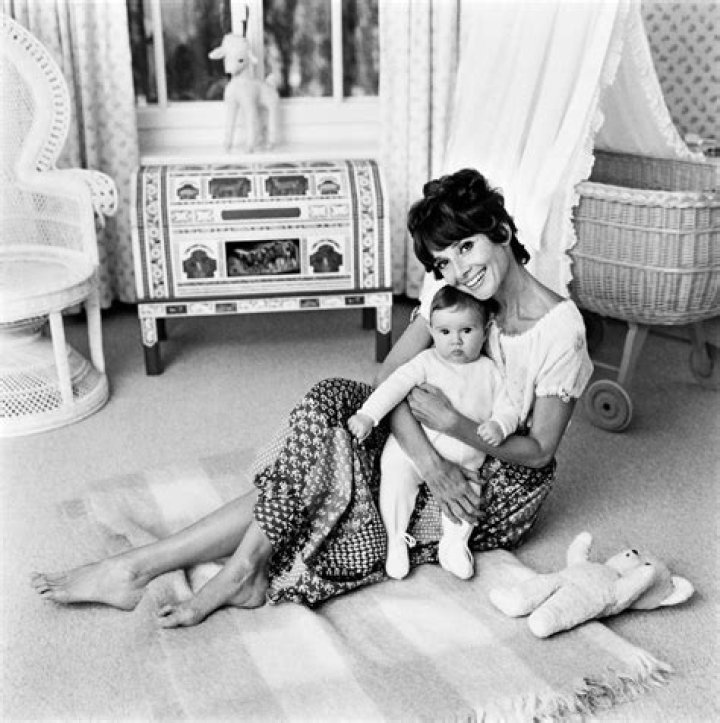 Audrey Hepburn in 1989 at 60 Audrey hepburn, Hepburn, Aging gracefully