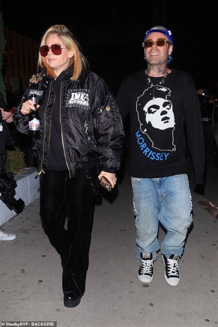 Avril Lavigne Family Dad Mom Sister Michelle Child & Pet Flickr