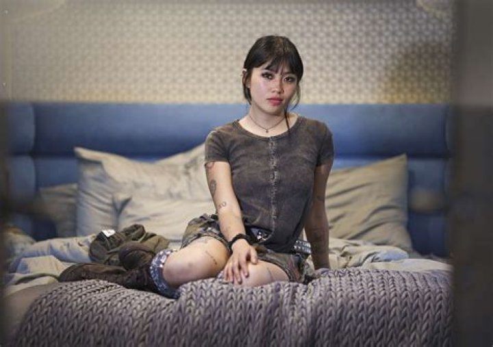 Beabadoobee on Opening for Taylor Swift and Filipino Representation Exclusive