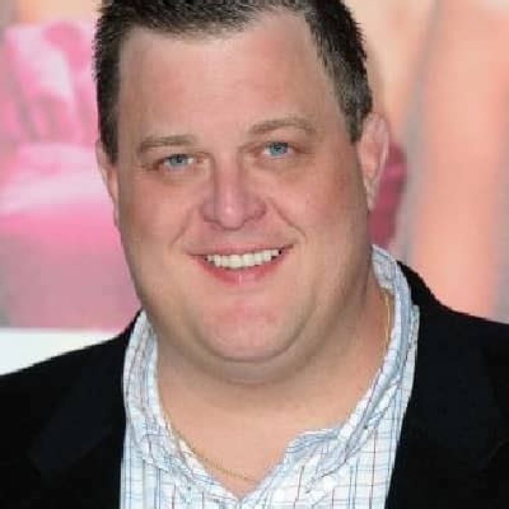 Billy Gardell Age Net Worth Wife Bio Wiki Kids Weight vrogue.co
