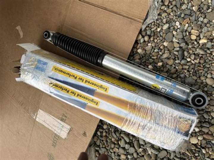 Bilstein 6112 Assembled 1.32.9" Front Coilovers 01" Rear Lift Shocks