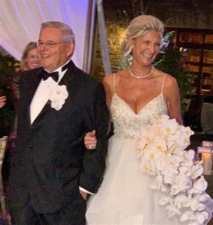 Bob Menendez biography, age, career, net worth, parent, wife