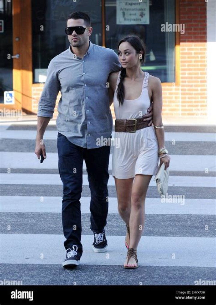 Cara Santana and Jesse Metcalfe Are Finally Planning Their Wedding