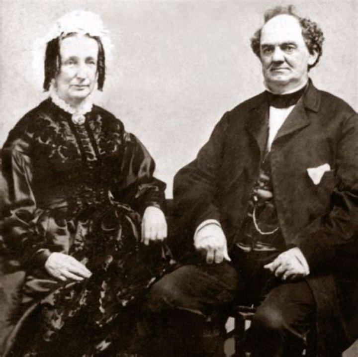Caroline Cornelia Thompson What Happened To P. T. Barnum's Daughter? Dicy Trends