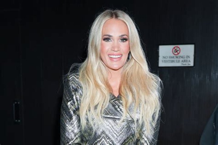 Carrie Underwood Net Worth Salary, Career, Bio in 2022