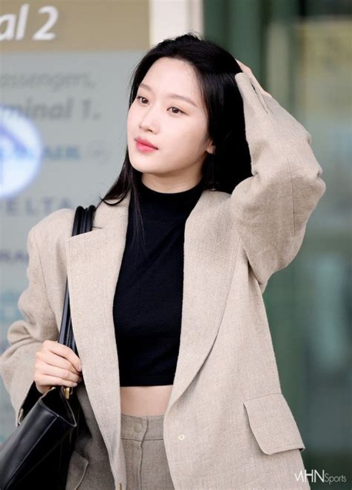 Cha EunWoo & Moon GaYoung & Hwang InYeop For VOGUE Korea Magazine