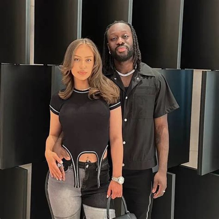 Contact Molly and Jordy Creator and Influencer
