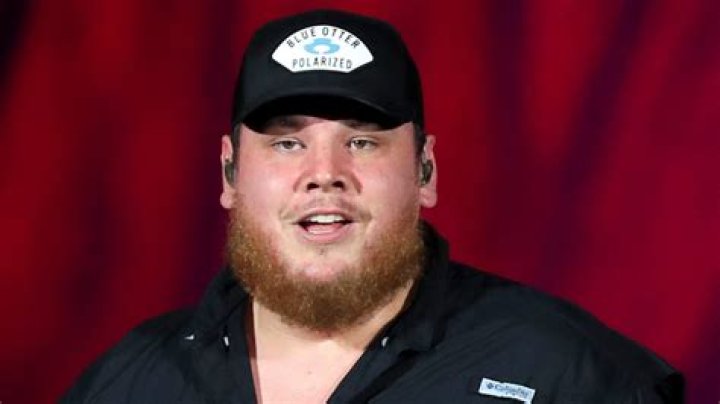 Country singer Luke Combs celebrates breakout year