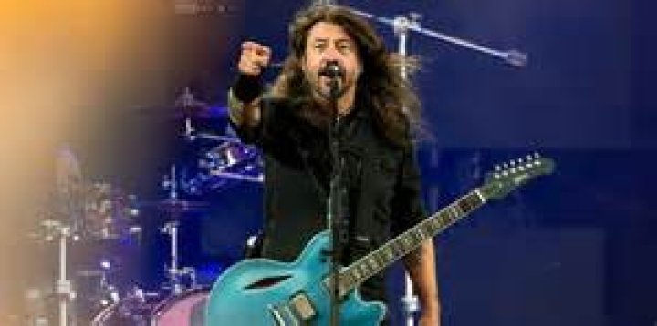 Dave Grohl Biography, Height & Life Story Super Stars Bio