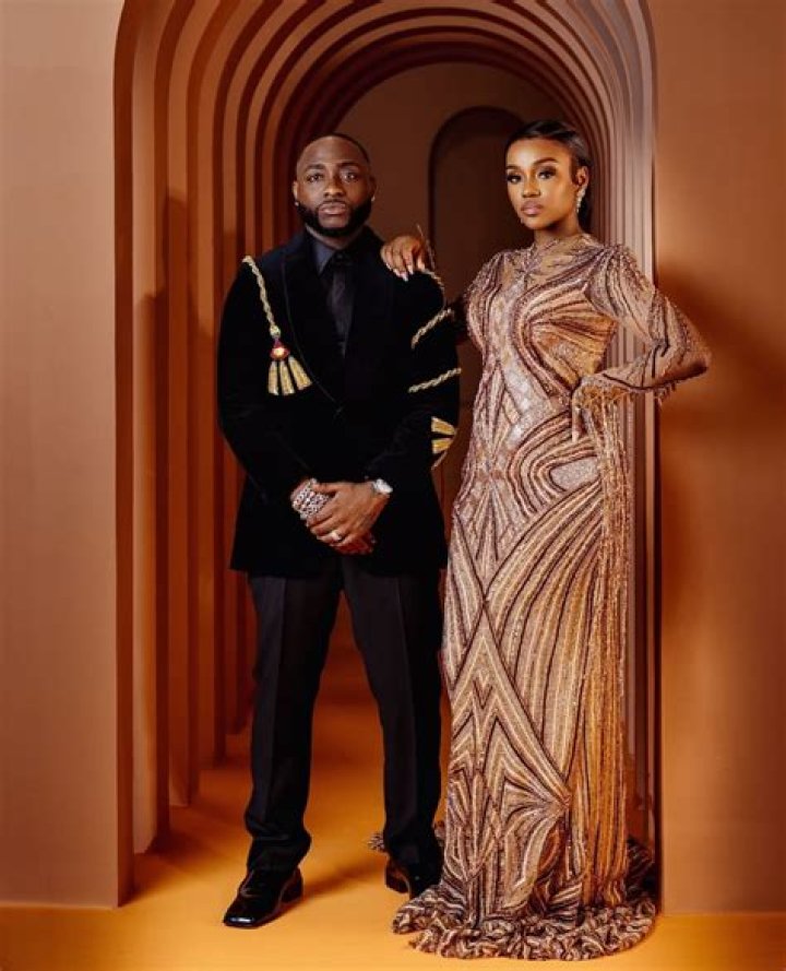 Davido and Chioma allegedly fight over his entanglement with 2 women