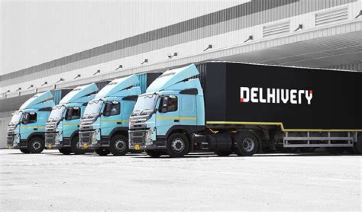 Delhivery Startup Story, Business Model, Revenue, Growth & Funding