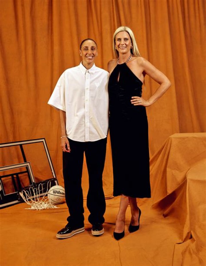 Diana Taurasi and Penny Taylor; All things Diana and Penny Page 680