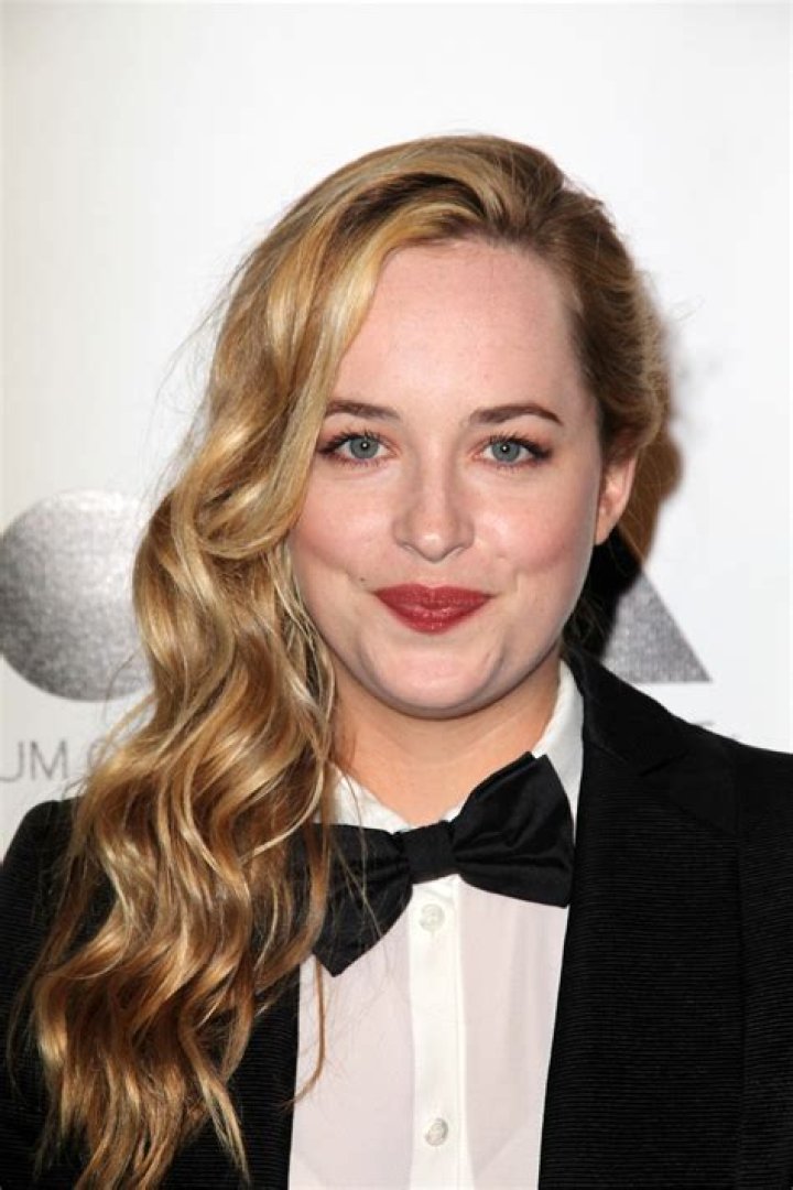 Did Dakota Johnson Get Plastic Surgery? Transformation Photos Life