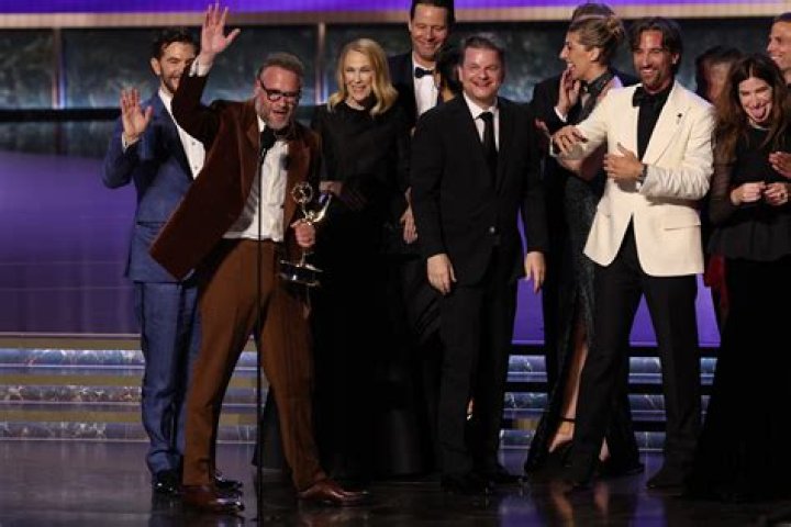 Discover The Emmy-Winning Performance Of Portia De Rossi, The Lindsay Bluth Actress