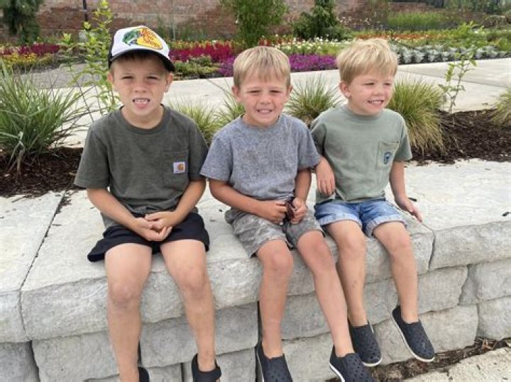 Doerman brothers' memory honored by coaches with 'Play Catch' campaign