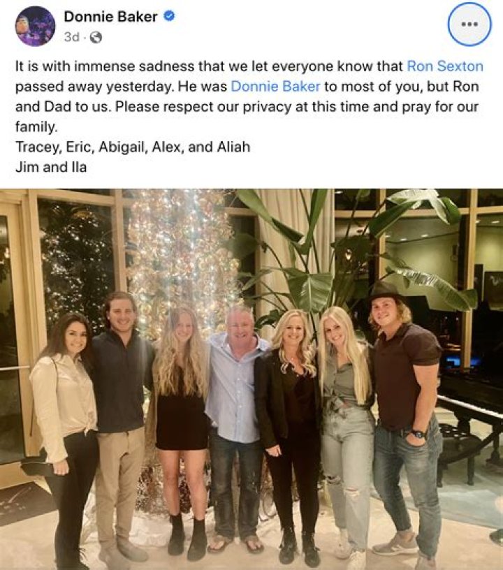 Donnie Baker [Profiles] &bull; Instagram, Twitter, TikTok Foller