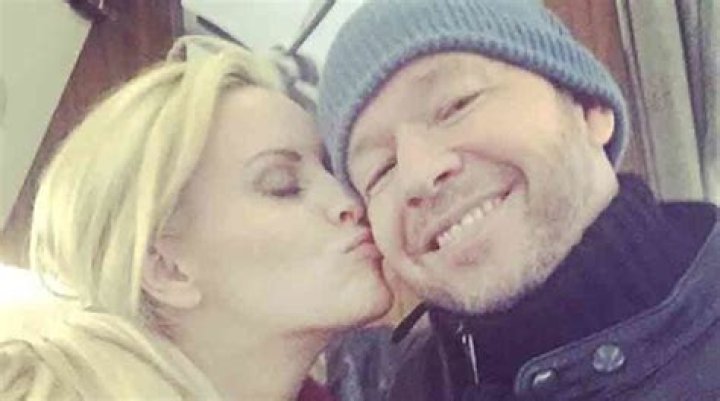 Donnie Wahlberg Net Worth, Salary, Wife, Married, Children, Siblings