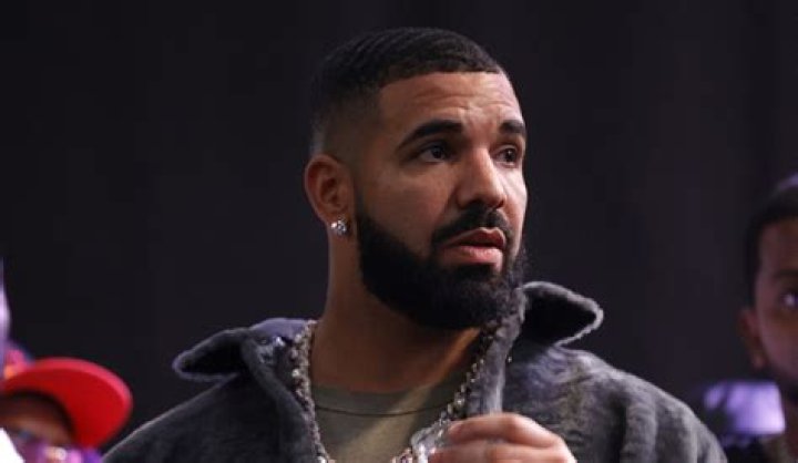 Drake Confirms New Collaboration With Nicki Minaj &lsquo;I Got A Lot Of Love
