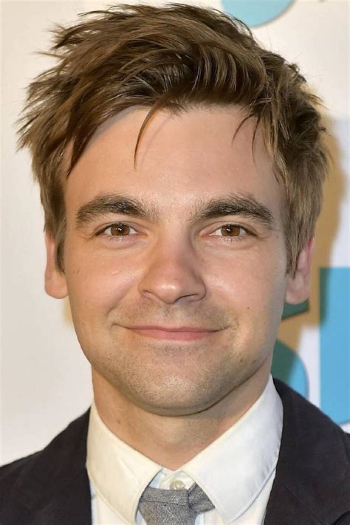 Drew Tarver Net Worth 2023 Movies Tv Shows Wife Age Parents IMPROVE