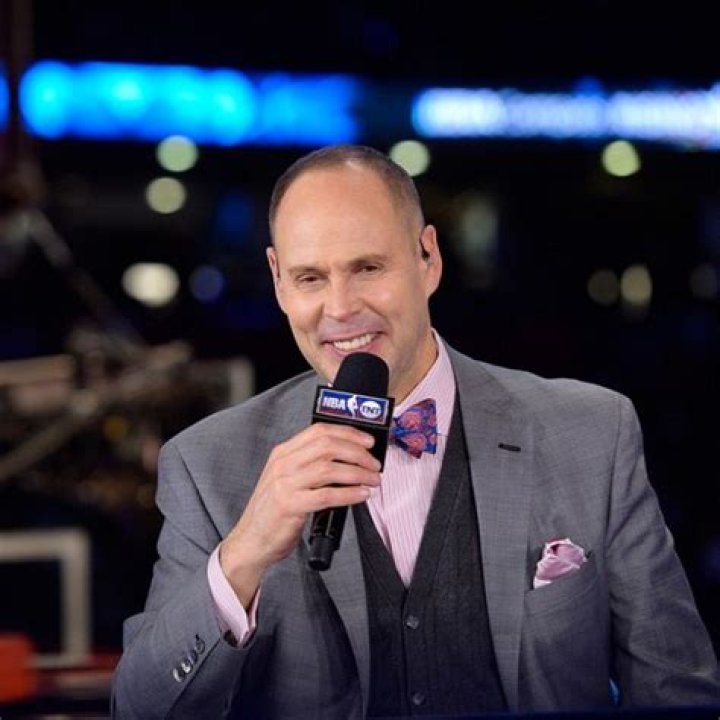 E60 to profile Turner's Ernie Johnson