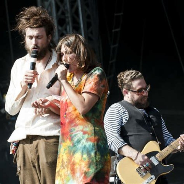 Edward Sharpe and the Zeros Claim Jade Castrinos &lsquo;Quit&rsquo;
