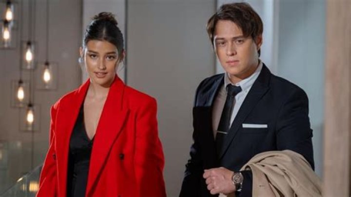 Enrique Gil speaks about real score with Liza Soberano PEP.ph
