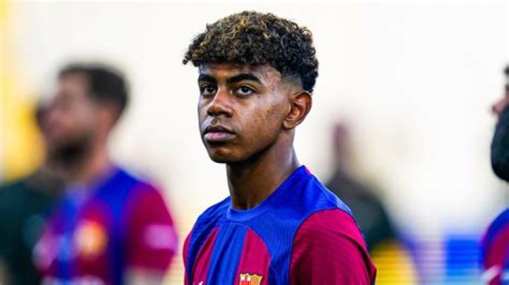 Espagne le prodige Lamine Yamal convoqu&eacute; avec la Roja &agrave; 16 ans, fin de