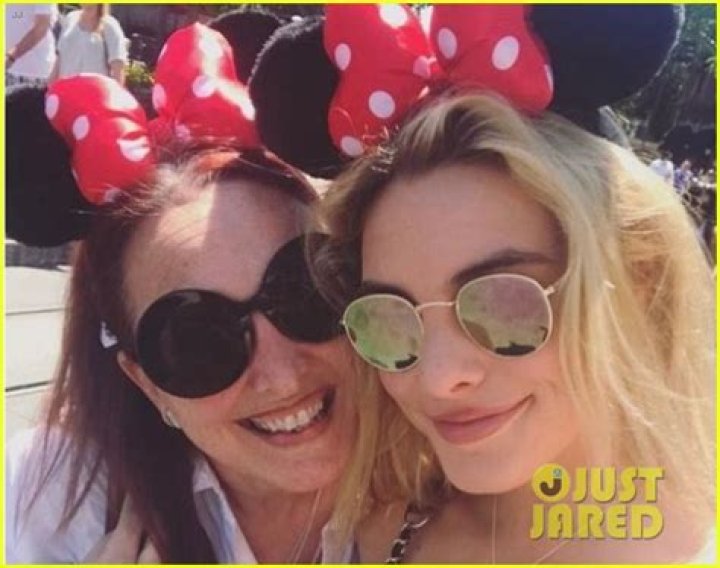 Exclusive Lele Pons Writes Heartfelt 'Letter to Mom' for JJJ's Mother