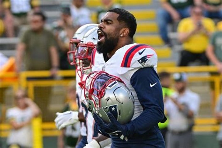 Ezekiel Elliot Height: Stature Of A Football Legend