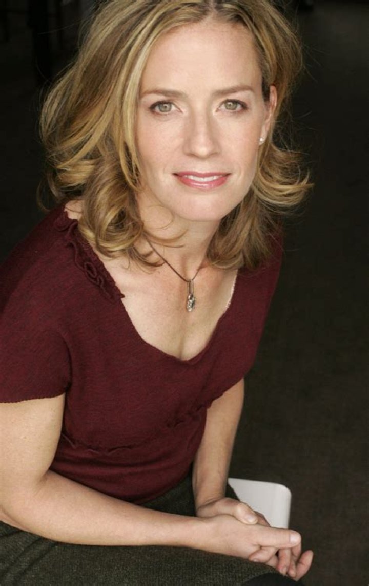 Fashion Elisabeth Shue wallpapers (1034)