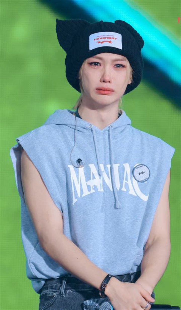 Felix, Pretty people, Heartthrob