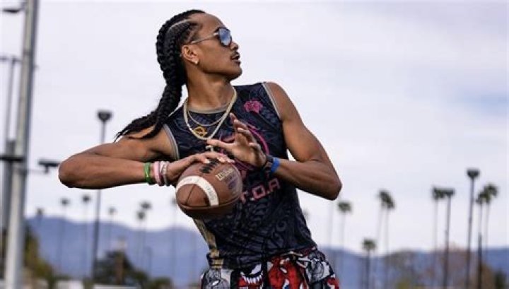 Football Star QB Nico Iamaleava Transfers Home to Long Beach Poly