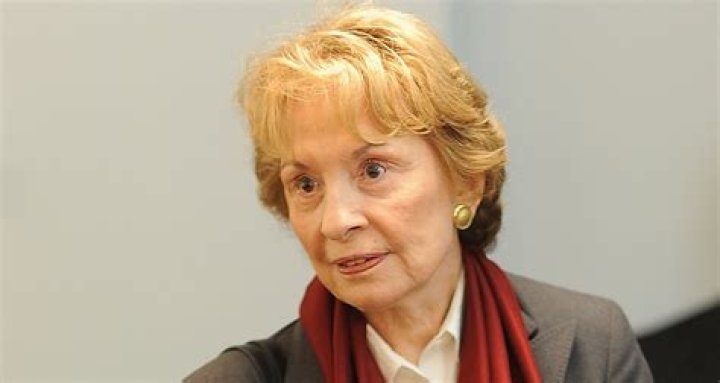 Grace Mirabella Dead Former Vogue EditorinChief Dies at 92 Grace