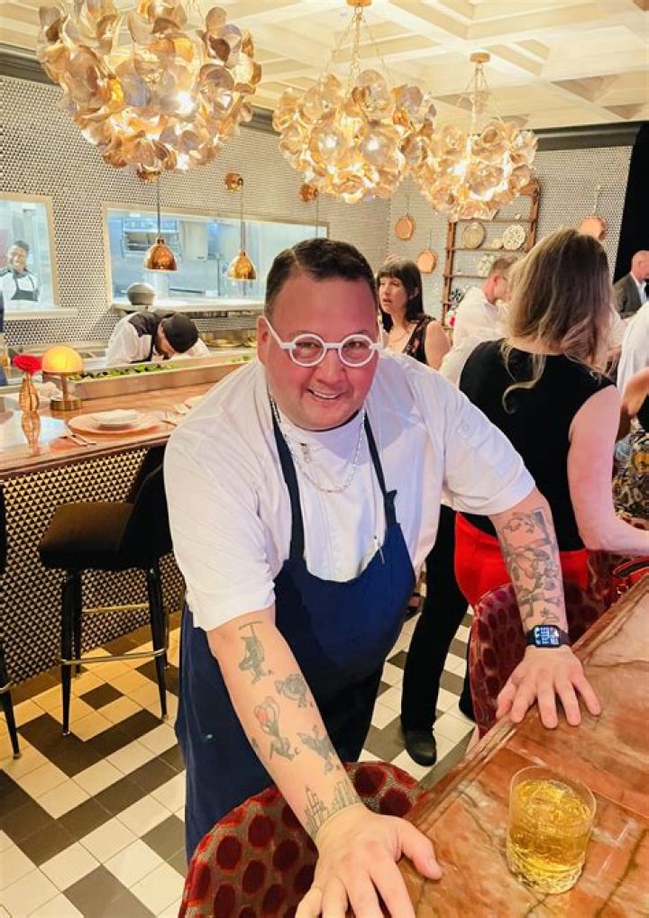 Graham Elliot Closing Namesake Restaurant In Chicago But Vows 2014