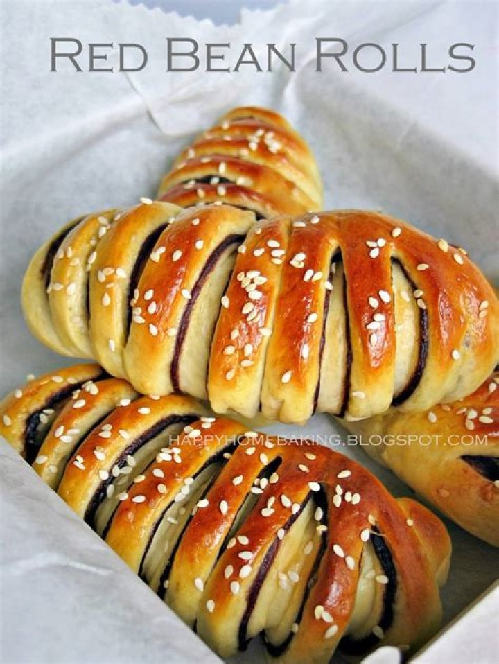 Happy Home Baking Rolls and Buns
