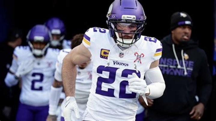 Harrison Smith is Married to Wife Madison Bayless Bankston.