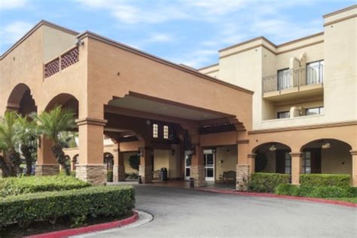 Hotel Near John Wayne Airport Orange County Luxury Hotel