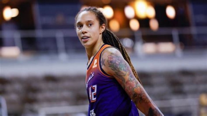 How Tall Is Brittney Griner? (Explained)