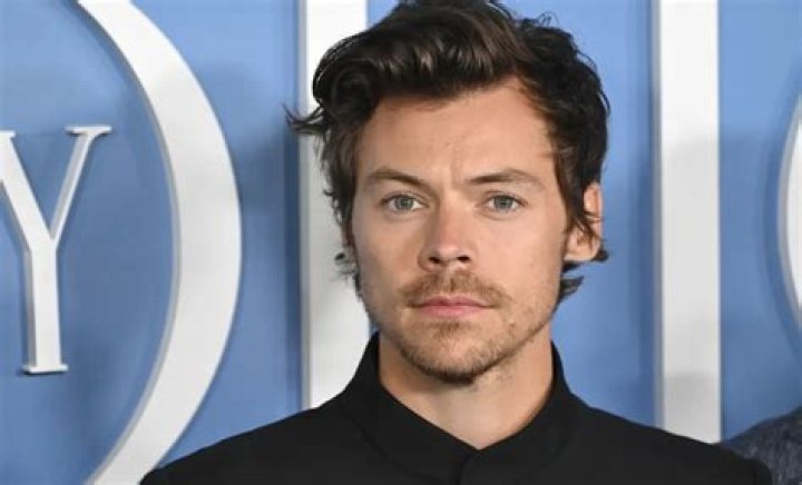 How Tall Is Harry Styles? The Complete Guide To His Height