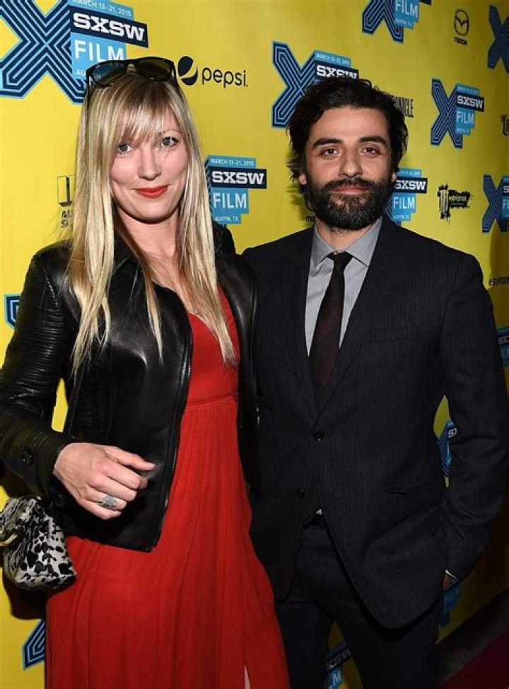 Is Elvira married? Celebrity.fm 1 Official Stars, Business