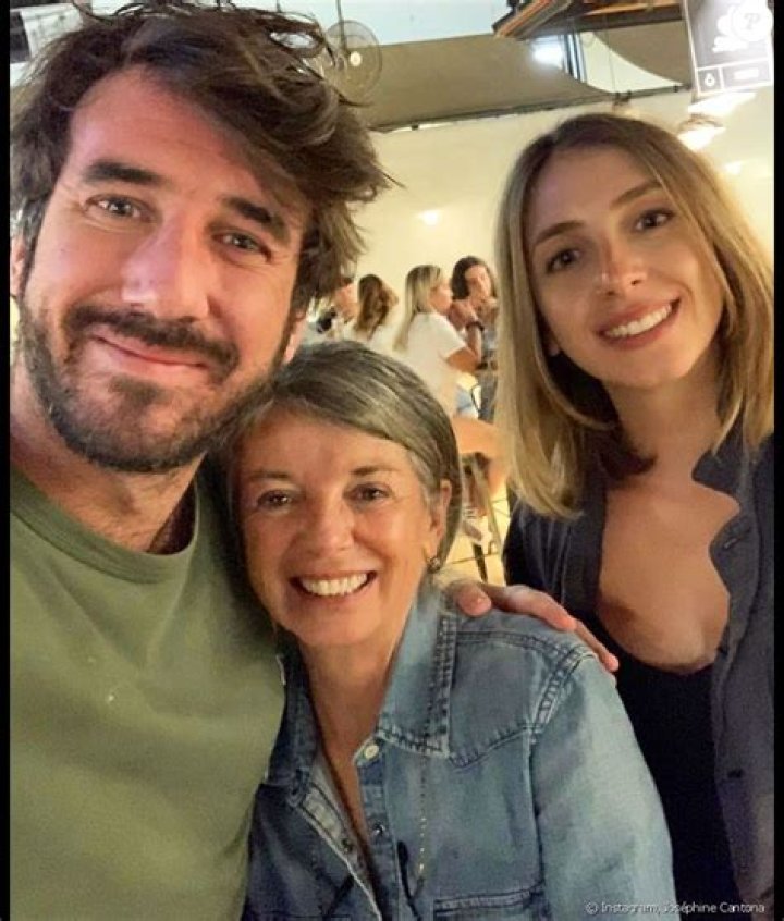 Isabelle Ferrer et ses enfants, Jos&eacute;phine et Rapha&euml;l Cantona sur
