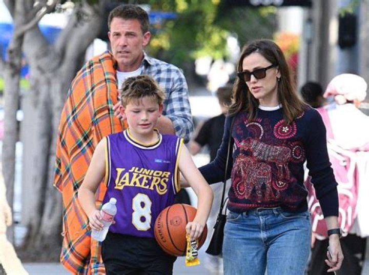 Jennifer Garner With Her Daughter Violet Went To L.A. Shopping!