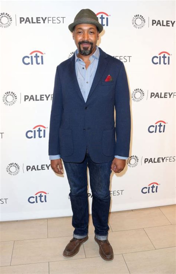 Jesse L. Martin Net Worth Celebrity Sizes