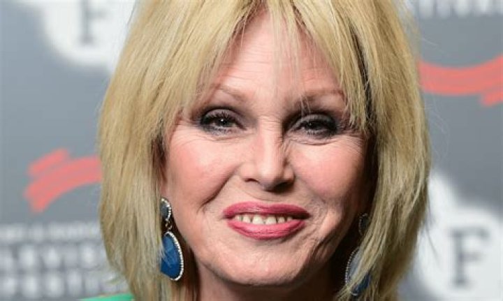 Joanna Lumley spotted at Glasgow restaurant while filming new film in