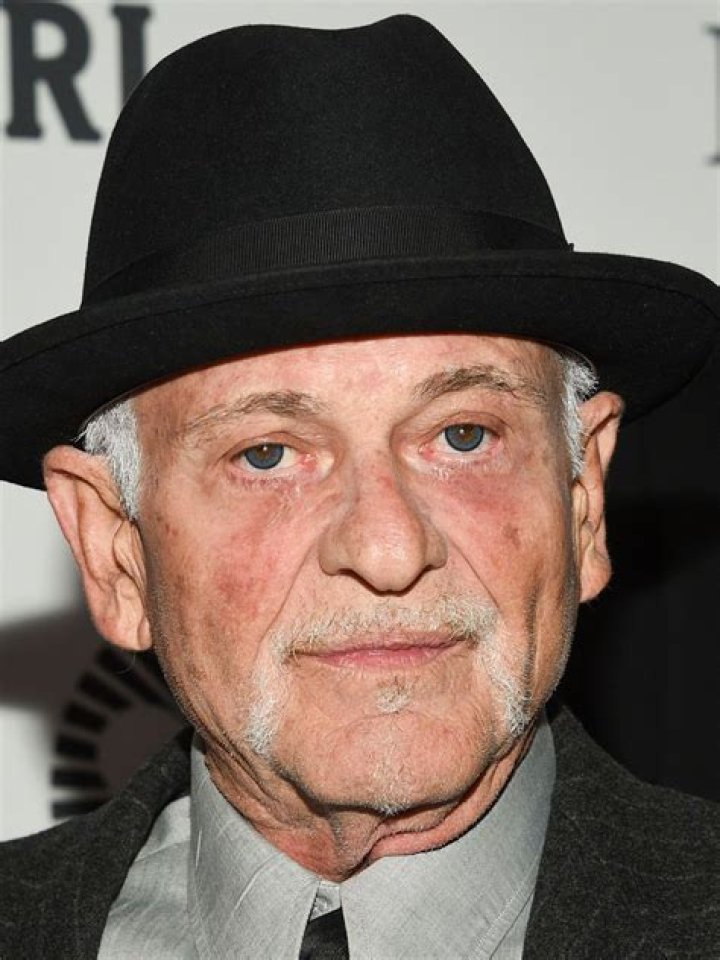 Joe Pesci's Height, Family and Net Worth (Everything You Want to Know)