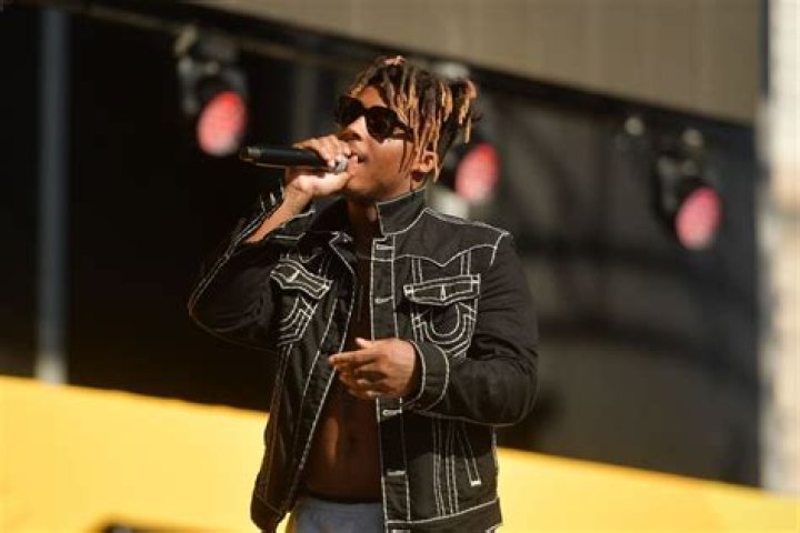 Juice WRLD Dies Aged 21 After Seizure At Chicago's Midway Airport pm